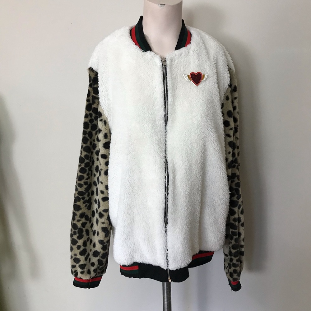 GYPSIES & MOONDUST Ivory LEOPARD Fleece JACKET  L
